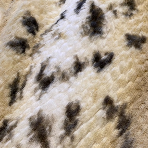Stunning Michael Kors faux fur jacket - Picture 6 of 6